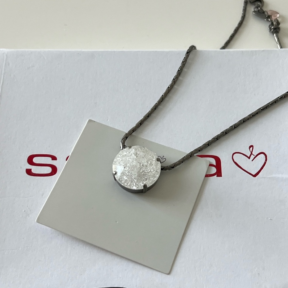 Sabika white medallion necklace